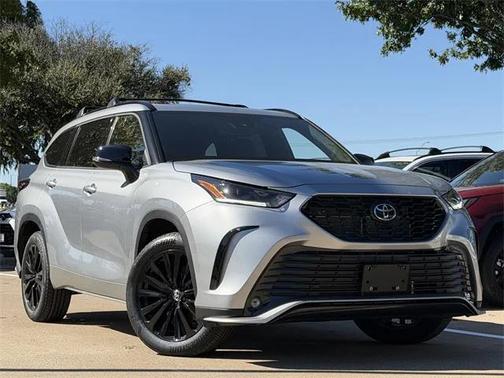 2025 Toyota Highlander XSE