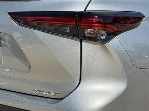2025 Toyota Highlander XSE