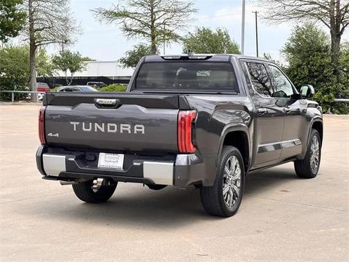 2023 Toyota Tundra Hybrid Capstone