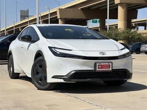 2025 Toyota Prius LE