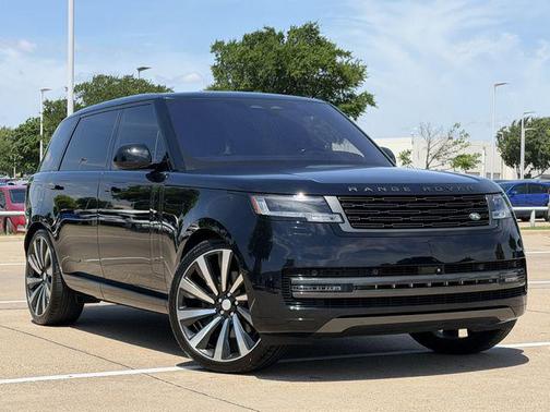 Black 2023 Land Rover Range Rover P530 SE