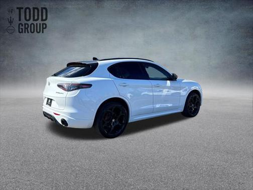 2025 Alfa Romeo Stelvio Ti