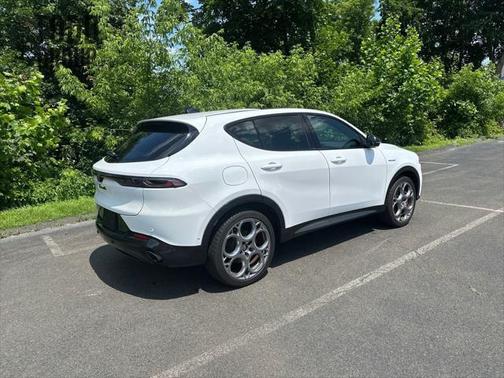 2024 Alfa Romeo Tonale Veloce EAWD