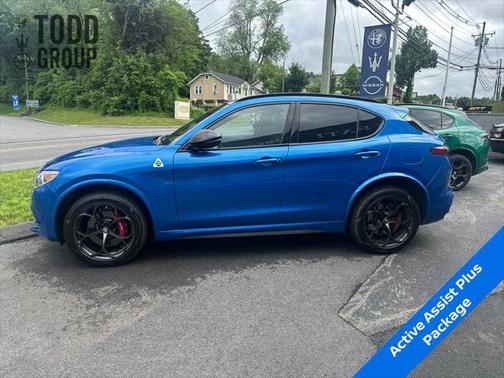 2023 Alfa Romeo Stelvio Quadrifoglio