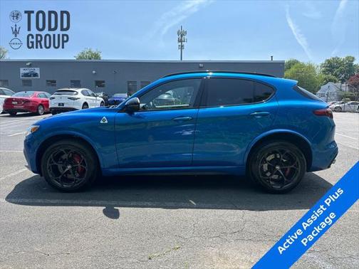 2023 Alfa Romeo Stelvio Quadrifoglio