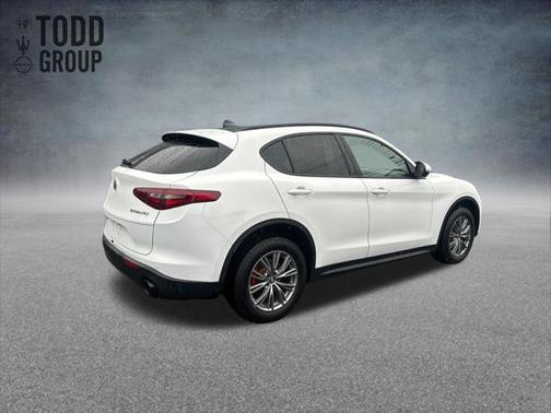 2022 Alfa Romeo Stelvio Sprint