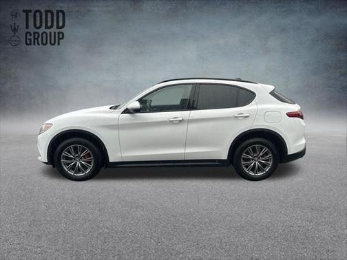2022 Alfa Romeo Stelvio Sprint