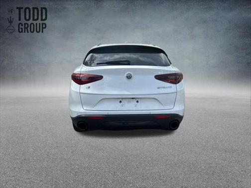 2022 Alfa Romeo Stelvio Sprint