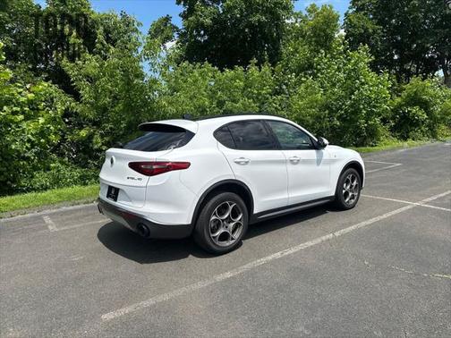2022 Alfa Romeo Stelvio Ti