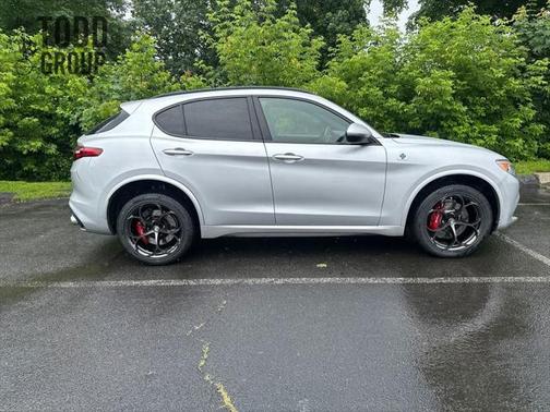 2020 Alfa Romeo Stelvio Quadrifoglio
