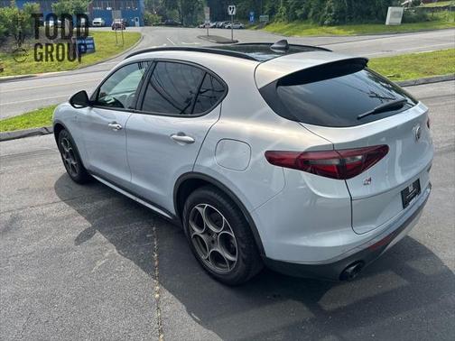 2022 Alfa Romeo Stelvio Ti AWD