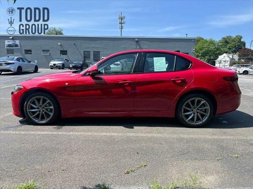 2022 Alfa Romeo Giulia Ti