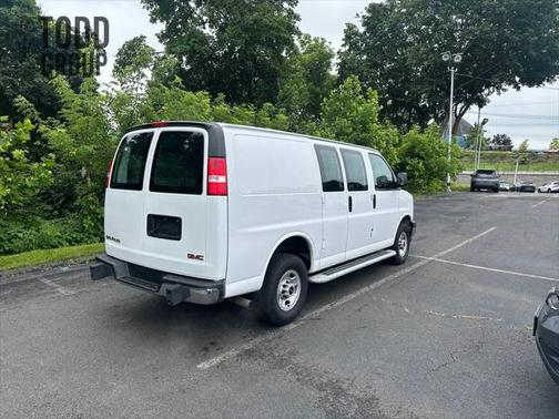 2023 GMC Savana 2500 Work Van