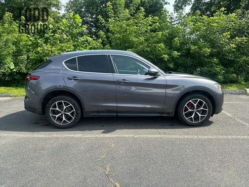 2019 Alfa Romeo Stelvio Ti