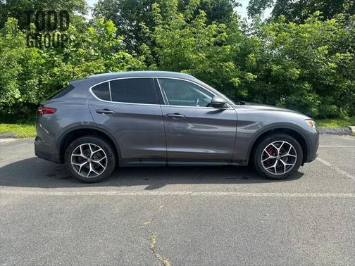 2019 Alfa Romeo Stelvio Ti