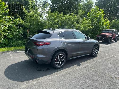 2019 Alfa Romeo Stelvio Ti