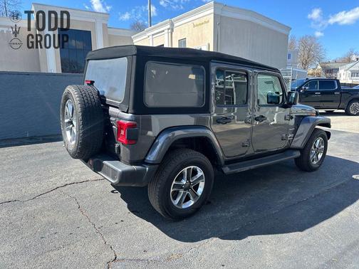 2021 Jeep Wrangler Unlimited Sahara