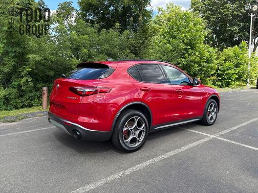 2022 Alfa Romeo Stelvio Ti