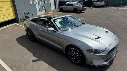 2022 Ford Mustang EcoBoost