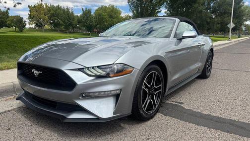 2022 Ford Mustang EcoBoost