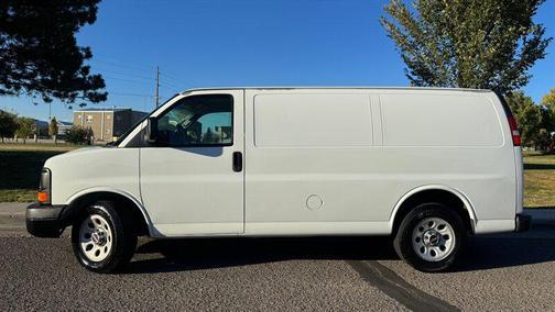 2011 GMC Savana 1500 Work Van