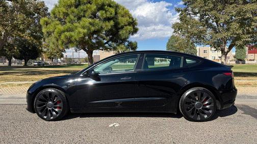 2023 Tesla Model 3 Performance