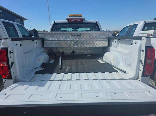 Summit White 2017 Chevrolet Silverado 1500 WT