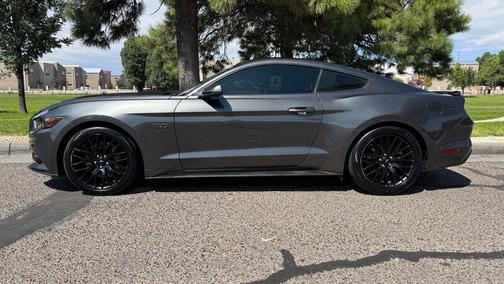 2017 Ford Mustang GT