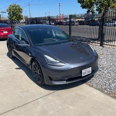 Midnight Silver Metallic 2019 Tesla Model 3 Long Range