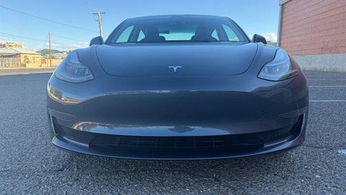 Midnight Silver Metallic 2023 Tesla Model 3 Standard Range