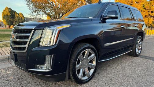 2017 Cadillac Escalade Luxury
