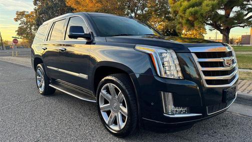 2017 Cadillac Escalade Luxury
