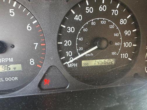2001 Toyota Corolla LE