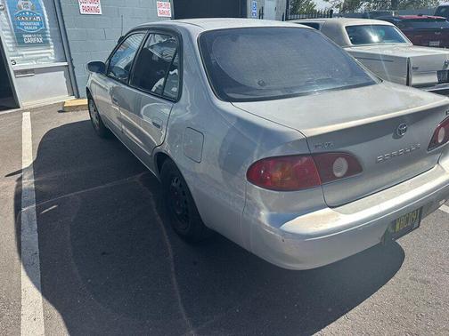 2001 Toyota Corolla LE