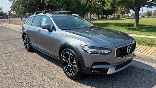 2018 Volvo V90 Cross Country T5
