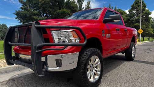 2016 RAM 1500 SLT