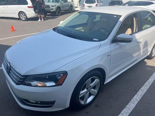 Candy White 2015 Volkswagen Passat 1.8T Limited Edition