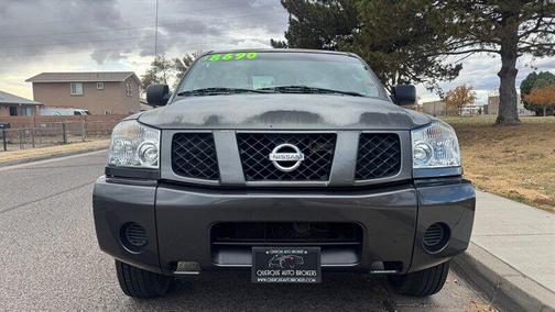 2005 Nissan Titan XE Crew Cab