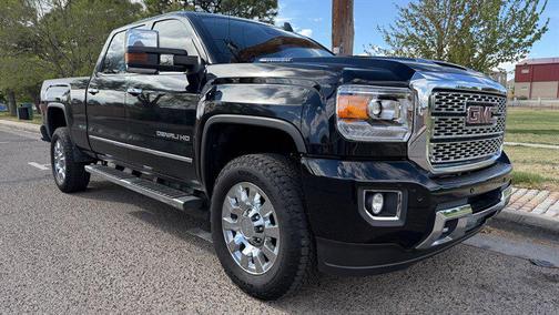 Mineral Metallic 2018 GMC Sierra 2500 Denali