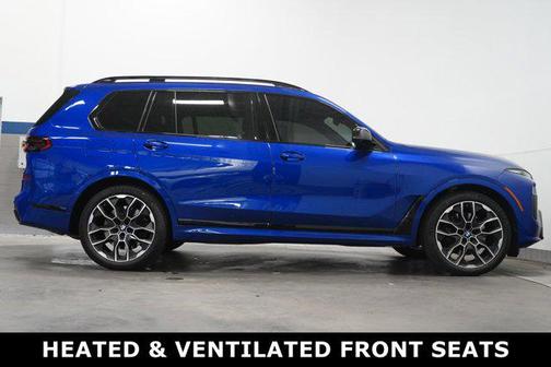 2024 BMW X7 M60i