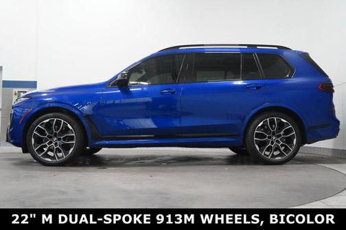 2024 BMW X7 M60i