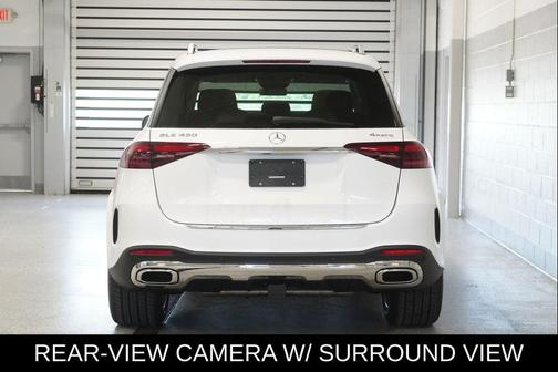 MANUFAKTUR Moonlight White Metallic 2026 Mercedes-Benz GLE 450 4MATIC