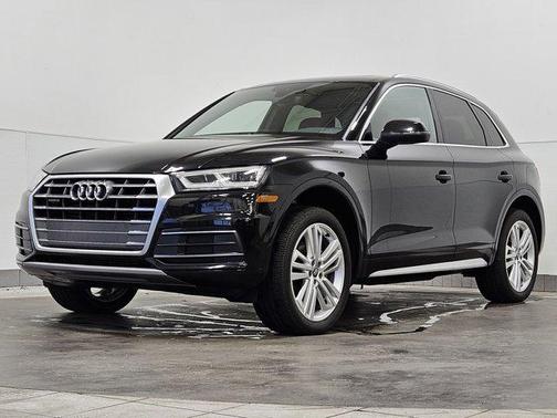 2018 Audi Q5 2.0T Premium Plus