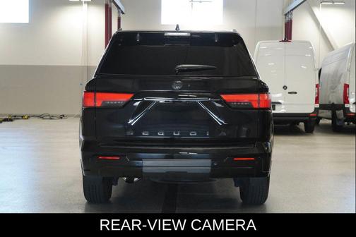 2024 Toyota Sequoia Platinum