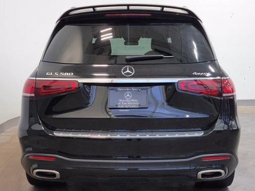 Photo 4 of 28 of 2020 Mercedes-Benz GLS 580 Base 4MATIC