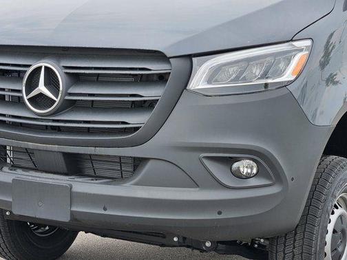 2025 Mercedes-Benz Sprinter 2500 High Roof