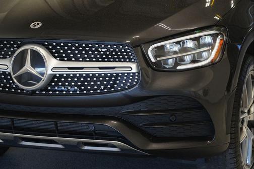 Graphite Grey Metallic 2022 Mercedes-Benz GLC 300 4MATIC