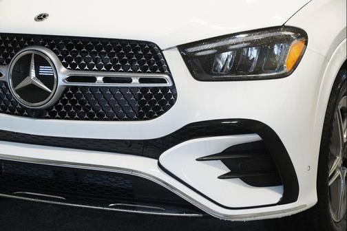Polar White 2026 Mercedes-Benz GLE 450 4MATIC