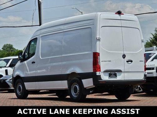 2025 Mercedes-Benz Sprinter 2500 Standard Roof