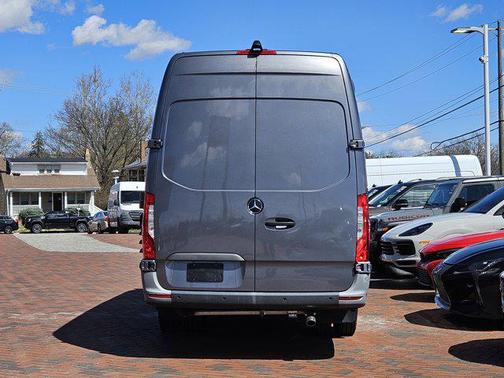 2022 Mercedes-Benz Sprinter 4500 High Roof V6